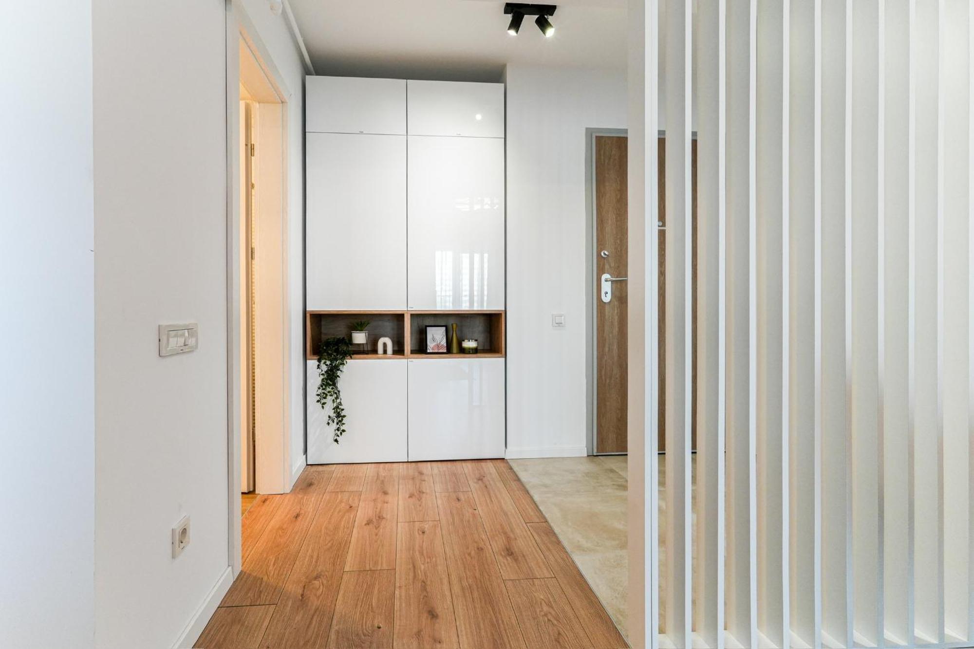 Sandra - Park-View Apt With Balcony & Parking Bucarest Esterno foto